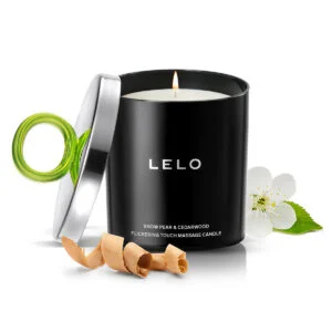 Svíčka masážní LELO Snow Pear & Cedarwood 150 g